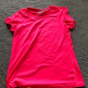 Nike dry fit tee shirt